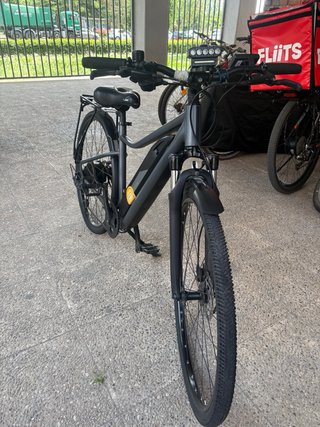 Bicicleta Eléctrica Negra