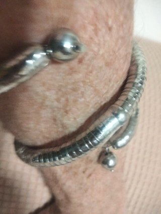 Pulsera brazalete tubo flexible mujer