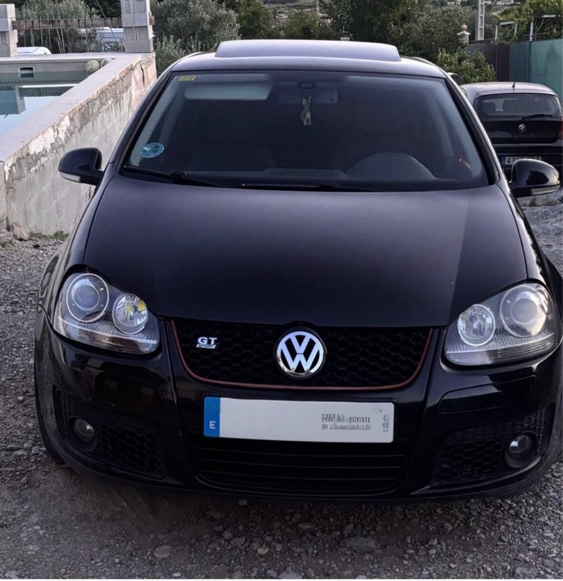 Volkswagen Golf 2008 - foto 1