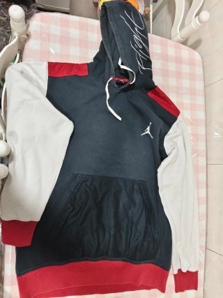 Sudadera Jordan Negra y Roja