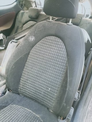 ASIENTO DELANTERO IZQUIERDO ALFA ROMEO MITO (145)