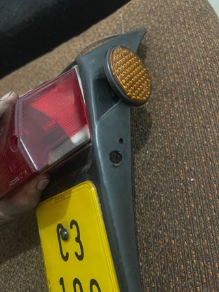 Portamatrículas Beta RRT con luz