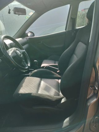 SEAT Leon 2004