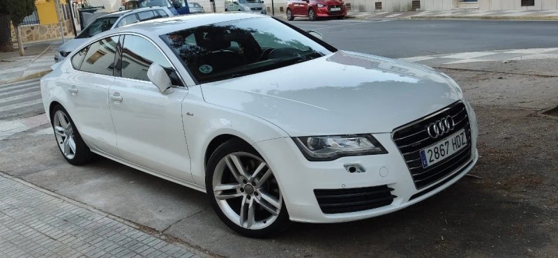 Audi A7 2011 - foto 1