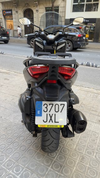 Yamaha XMAX 400 Maxi Scooter