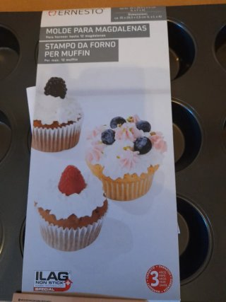 Dos bandejas de horno Magdalenas/Muffins.