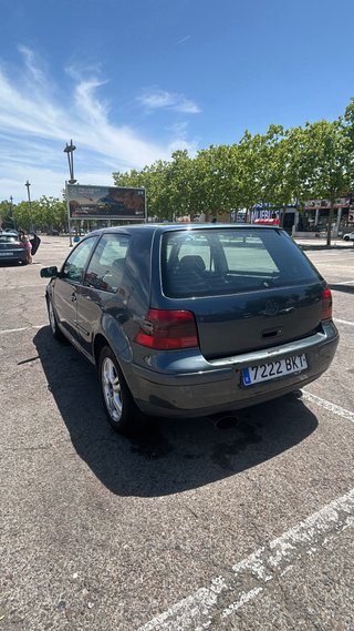 Volkswagen Golf 2002