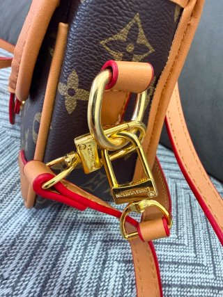Bolso LV Monogram Marrón Beige