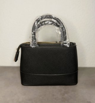 Bolso Guess Negro Asa y Correa