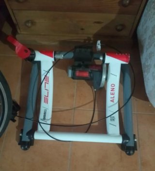 Bicicleta carretera talla 56 + rodillo