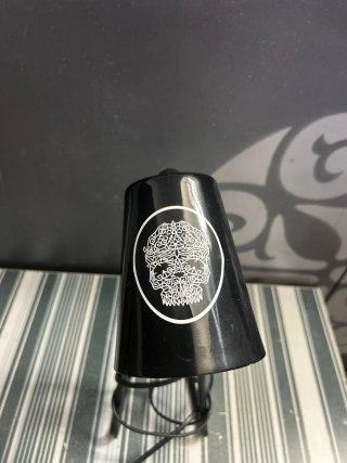 Lampada da tavolo nera