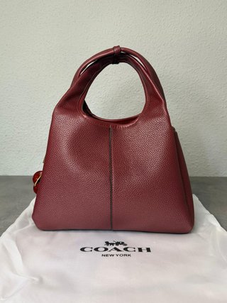 Bolso Coach Piel Borgoña con Abalorio Cereza