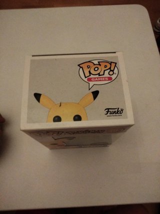 Funko Pop Pikachu 353 Edición Especial