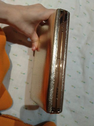 Bolso de fiesta dorado