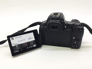 camara digital reflex canon eos 250d