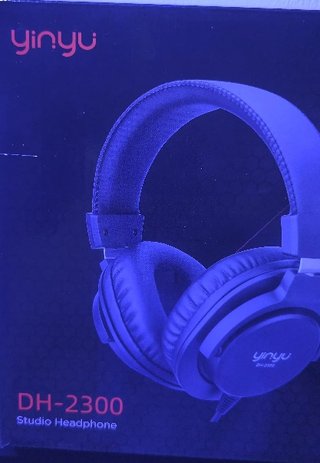 Auriculares de estudio profesionales negros
