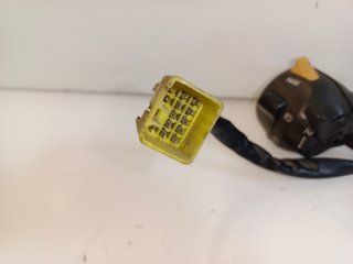Piña izquierda luces Suzuki GS 500 de 2001