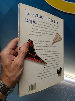 Libro, AVIONES DE PAPEL. RECORDS MUNDIALES PARA RECONSTRUIR. 16 MODELOS. MAS DE 60 AVIONES