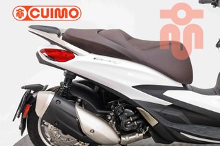 PIAGGIO BEVERLY 300 HPE