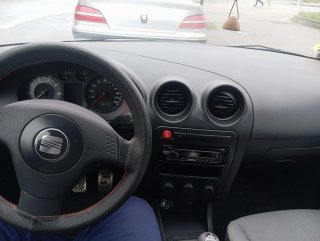 SEAT Ibiza 2004