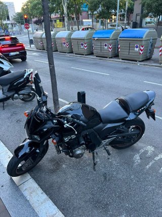 Kawasaki Z750 Naked Negra