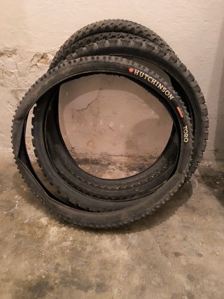 2 Ruedas MTB 26 + 4 Cubiertas