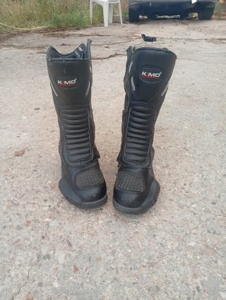 Botas de moto KMO y protecciónes