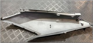 Carenado Trasero derecho Gris Honda Forza 125 K40
