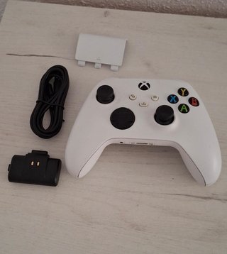 Mando Xbox Series S Blanco + Accesorios