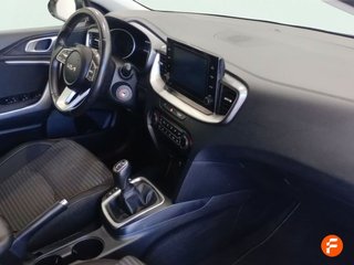 Kia Ceed 1.6 MHEV iMT 100kW (136CV) Drive
