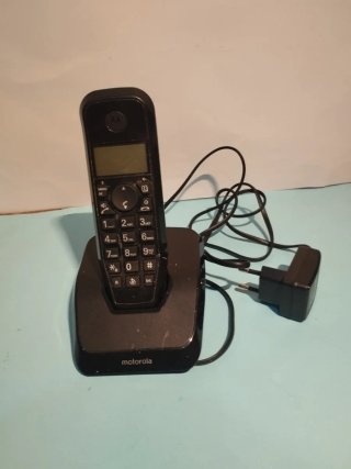 Lote 3 Teléfonos Inalámbricos Motorola y Gigaset