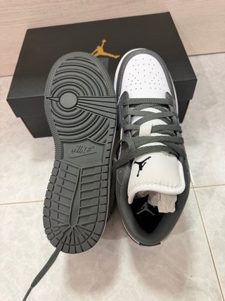 Nike Air Jordan 1 Low Talla 39 Nuevas