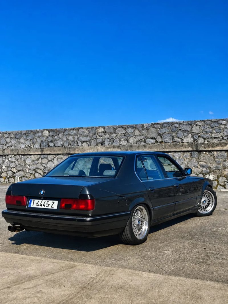 BMW Serie 7 1991 - foto 1