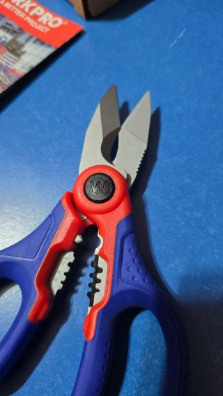 Tijeras Workpro Nuevas con Funda