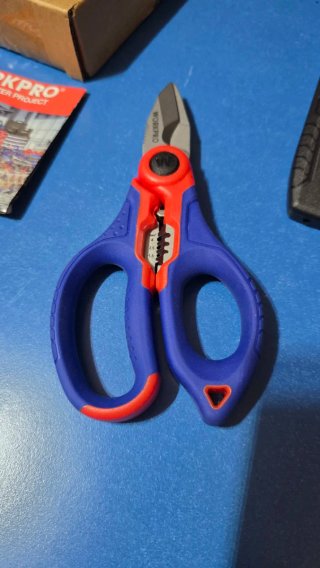 Tijeras Workpro Nuevas con Funda