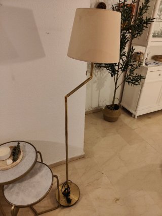 Lampada da terra dorata e beige
