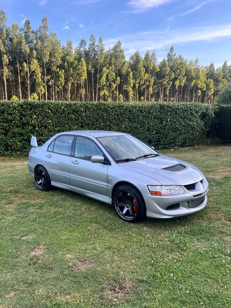 Mitsubishi Lancer Evo 8 - foto 1