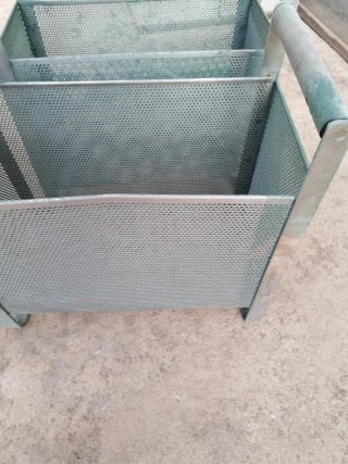 2 Cestas Metálicas Verdes con Asas