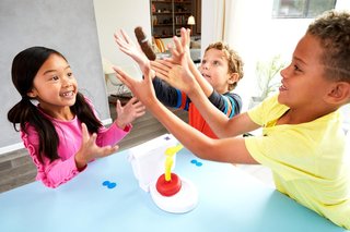 - Mattel Baño Boom juego mesa infantil
