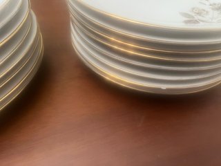 16 Platos MAH Vigo flores porcelana rebajada