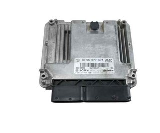 Centralita motor opel 124529 55577674 astra j lim.