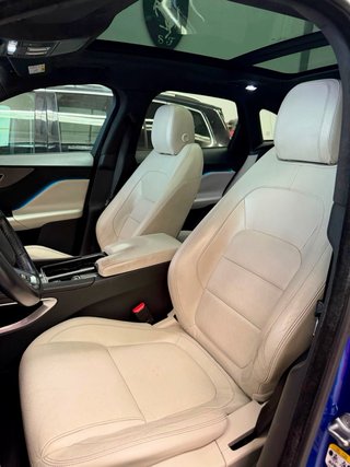 Jaguar F-Pace 2017