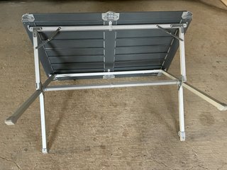 Mesa Camping Trigano Plegable Aluminio