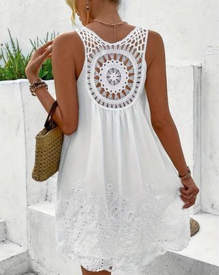 Vestido blanco con bordado NUEVO