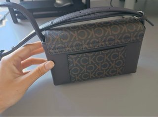 Bolso Calvin Klein Marrón Monogram