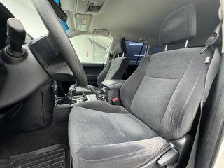 Toyota Land Cruiser 200 GX 5p MANUAL 204cv