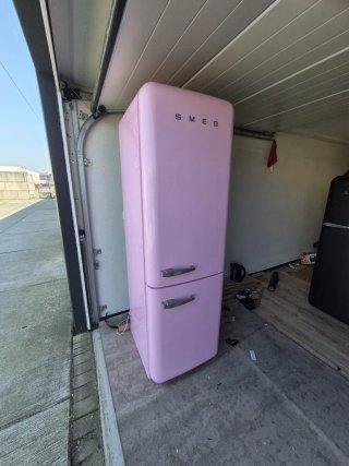 Nevera Smeg Rosa