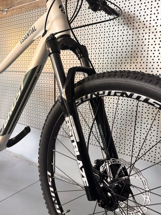 Bicicleta MTB Ghost Lanao Essential 27.5 T-M