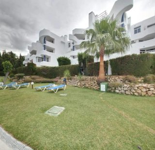 Alquiler habitación doble calahonda