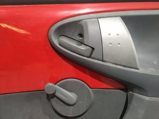 PUERTA DELANTERA DERECHA PEUGEOT 107